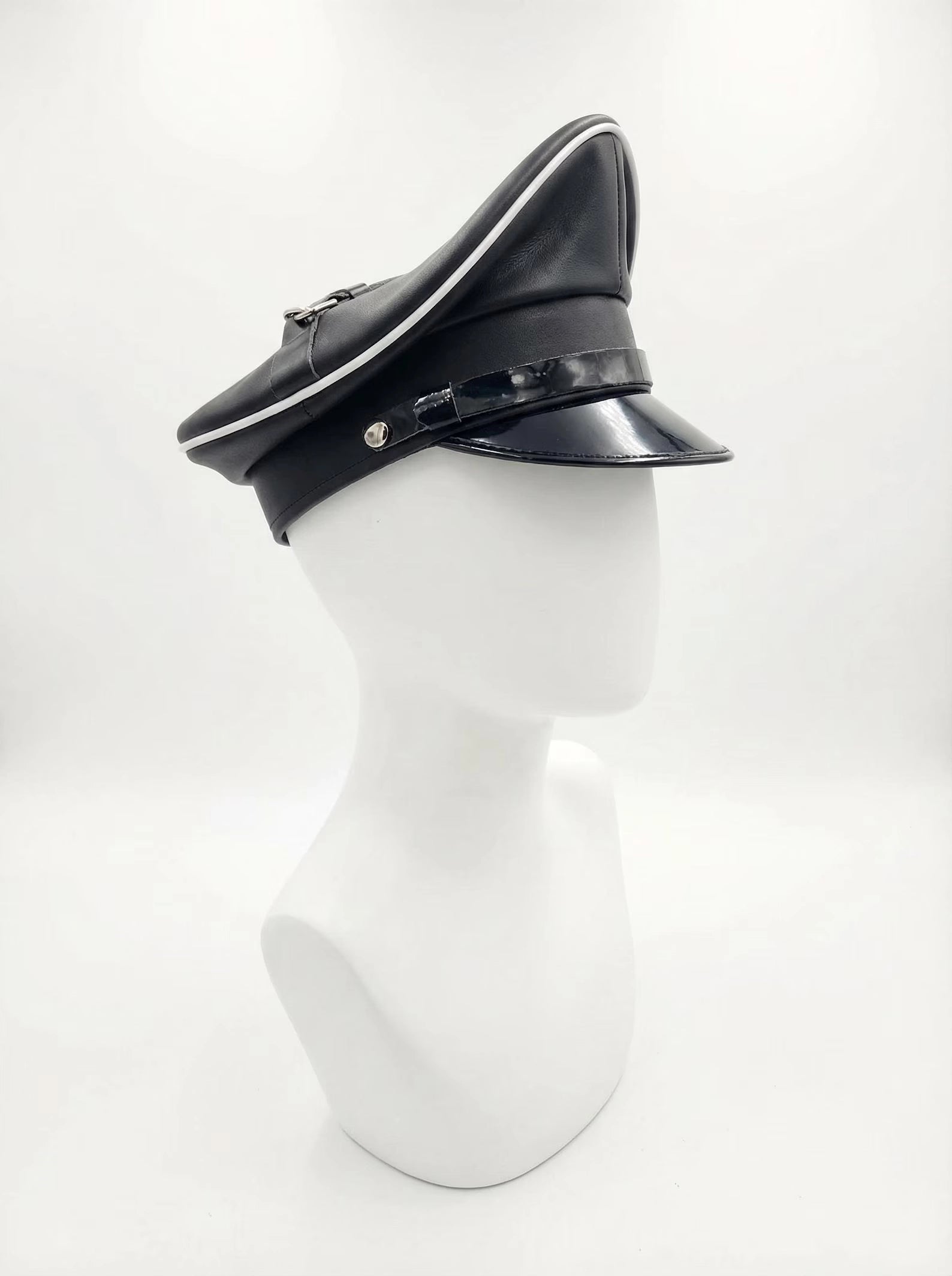 Genuine Sheepskin Leather Muir Cap